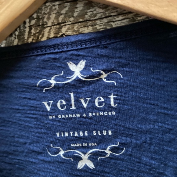 🏷 Velvet | Cotton Cold Shoulder Tee *WITH FLAW* - S, Navy Blue - Picture 4 of 7